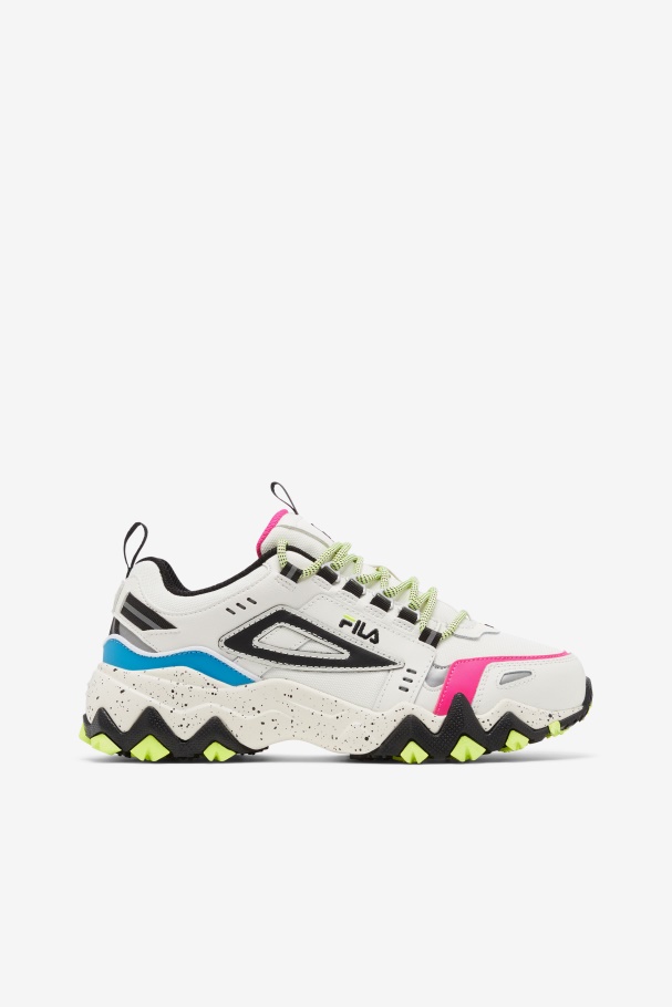 Women's Oakmont Tr White/Black/Atomic Blue Fila UK
