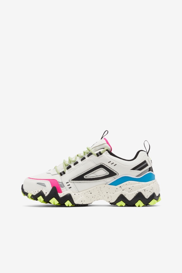 Women\'s Oakmont Tr White/Black/Atomic Blue Fila UK