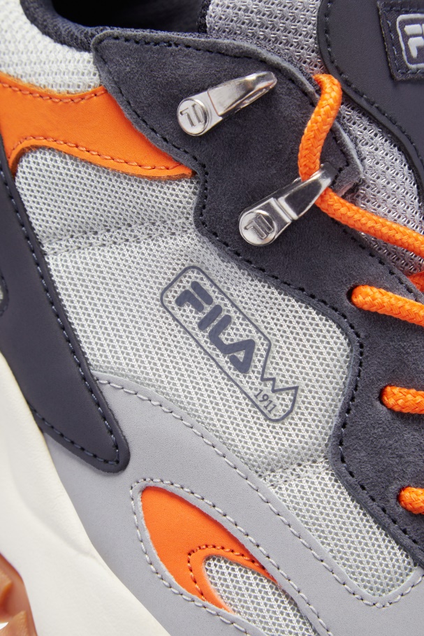 Fila UK Glacier Gray/Nine Iron/Orange Men\'s Ray Tracer Tr 2