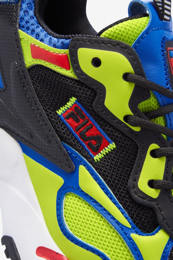 Fila UK Big Kids\' Ray Tracer Apex Black/Blue/Red