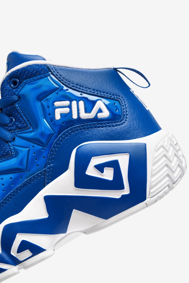 Fila UK Blue/White Big Kids\' Mb Night Walk